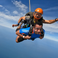Siz də Skydive Dubai Həyəcanını Yaşayın!